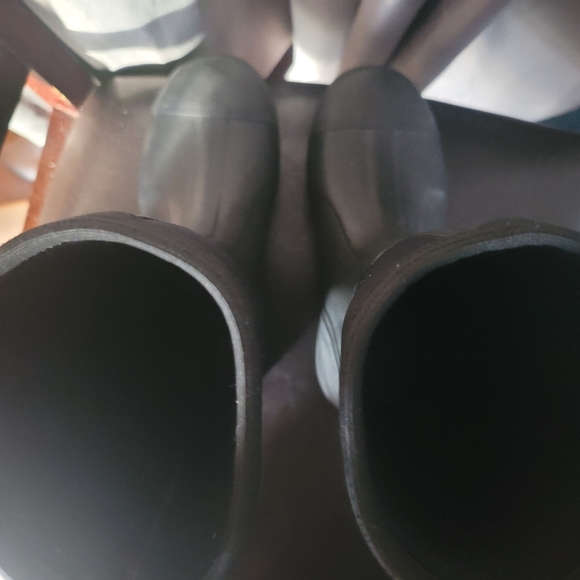 Boys Muck Boots - Picture 3 of 7